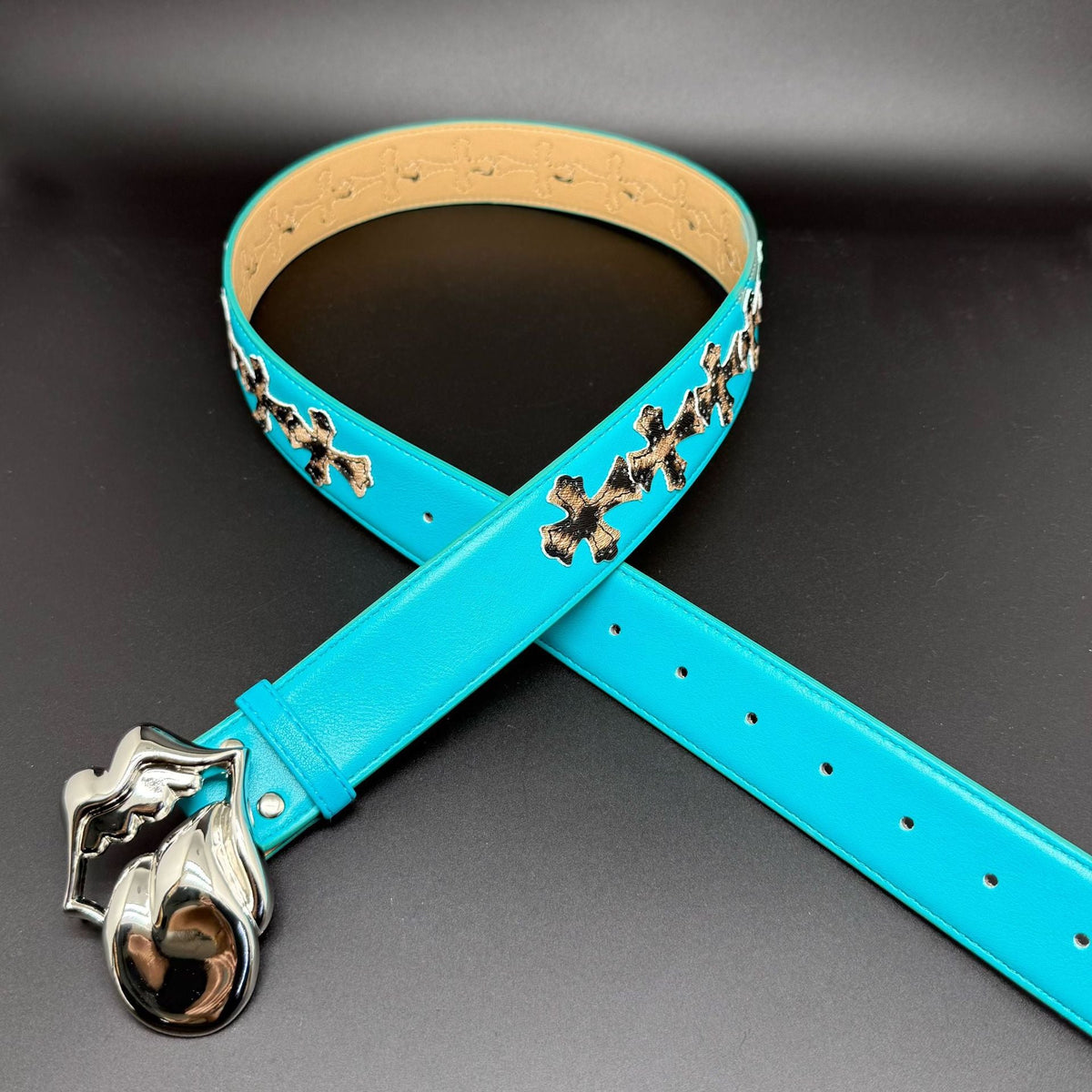 Chrome Hearts Cross-Motif Classic Leather Belt